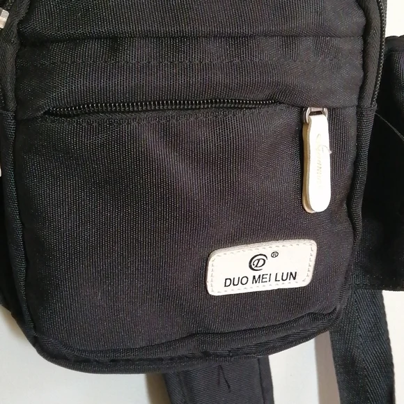 Small backpack - Picture 2 of 9